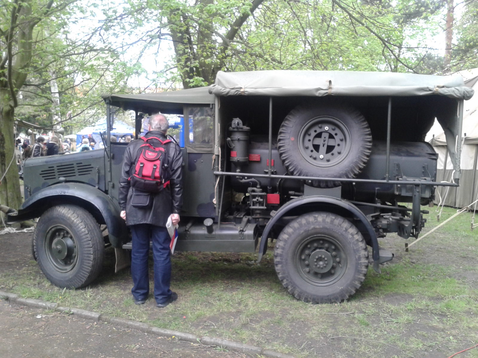 20150501_Plzeň 2015_9_americká technika (19)