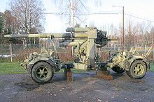 220px-8-8-cm-flugabwehrkanone_37.8.8_cm_anti-aircraft_cannon_37.jpg